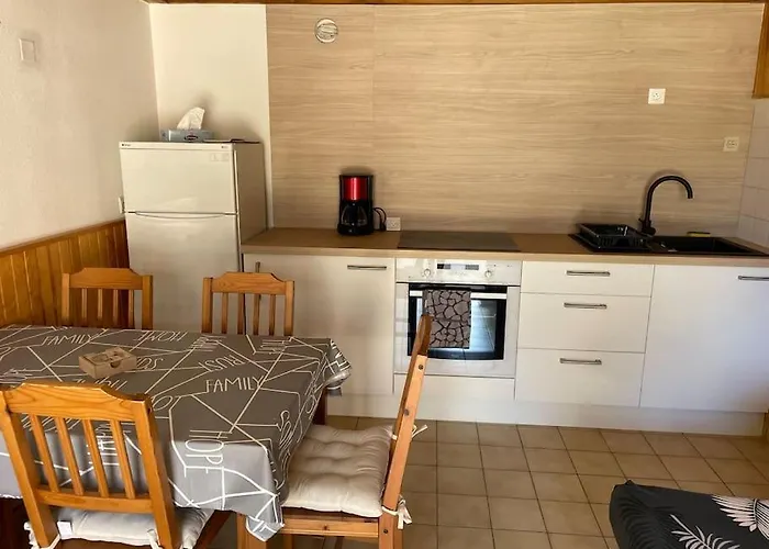 Maison Chaleureuse , Pied Dans L\'Eau Avec Parking